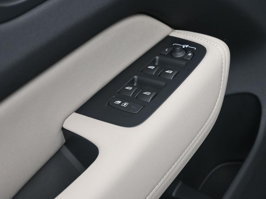 new 2026 Volvo XC60 car, priced at $57,985