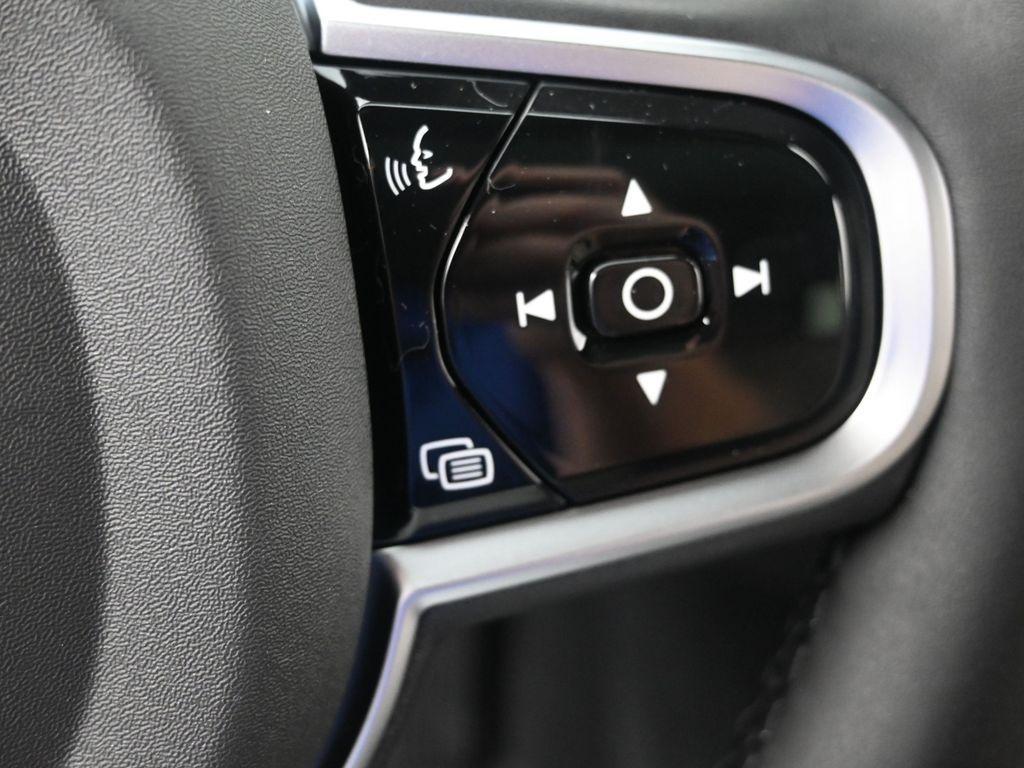 new 2026 Volvo XC60 car, priced at $57,985