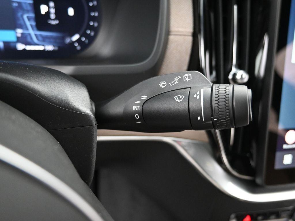 new 2026 Volvo XC90 car, priced at $71,825