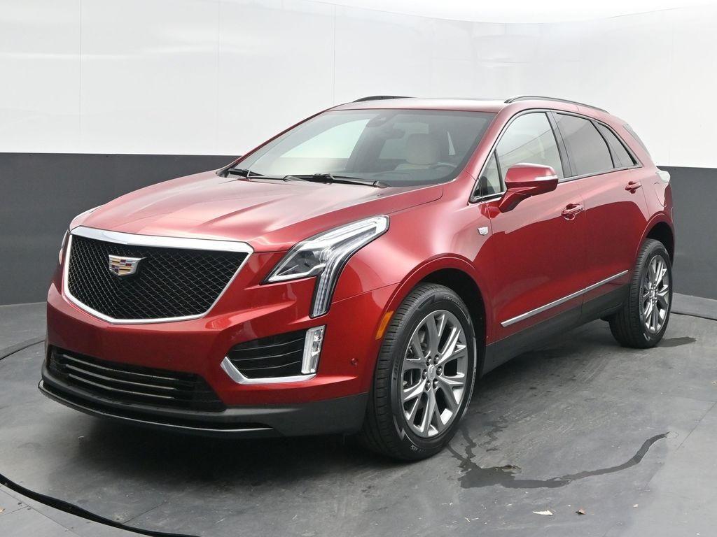used 2021 Cadillac XT5 car, priced at $33,998