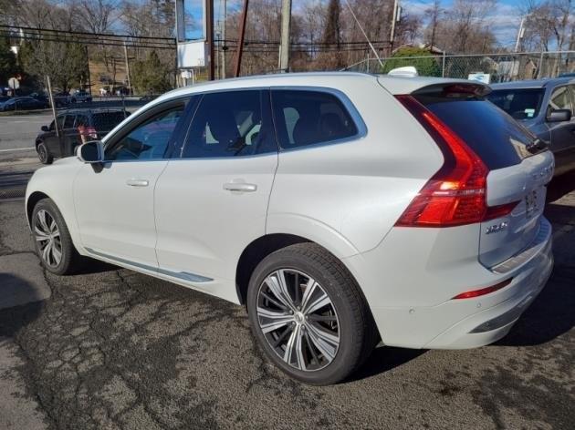 used 2022 Volvo XC60 car, priced at $39,998