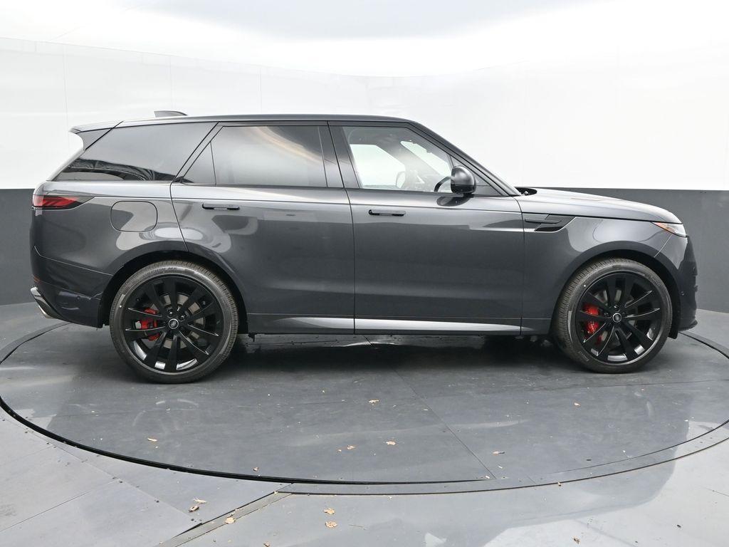 new 2025 Land Rover Range Rover Sport car, priced at $124,550