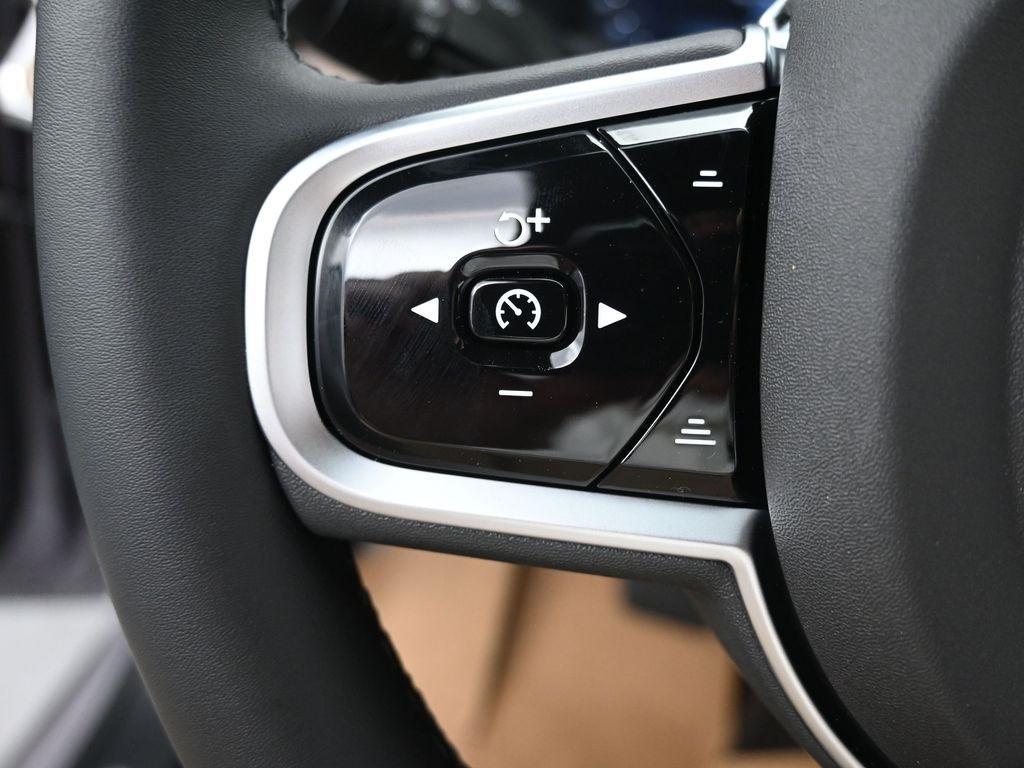 new 2026 Volvo XC90 car, priced at $76,075
