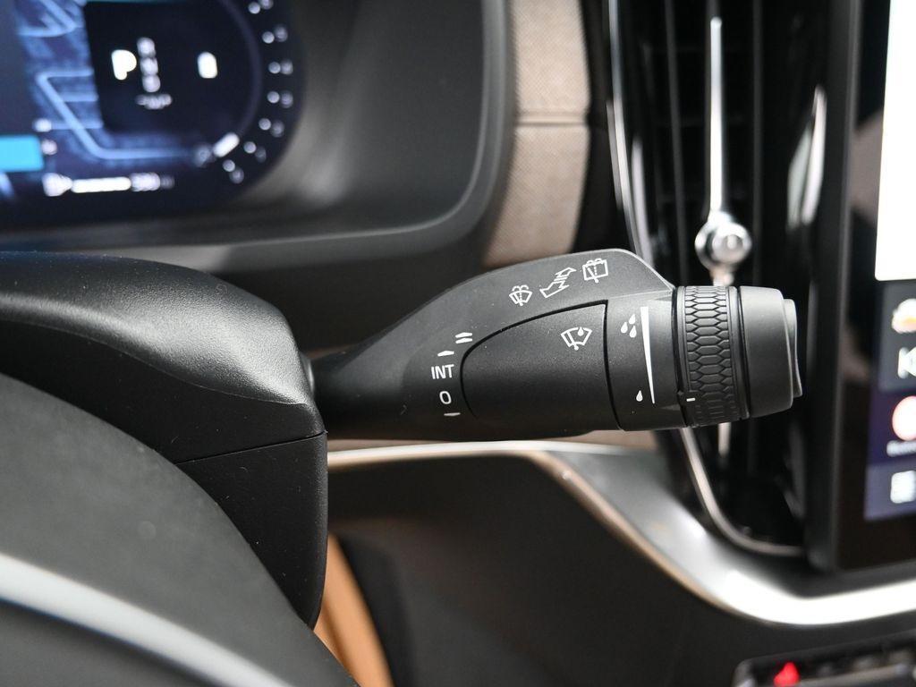 new 2026 Volvo XC90 car, priced at $76,075