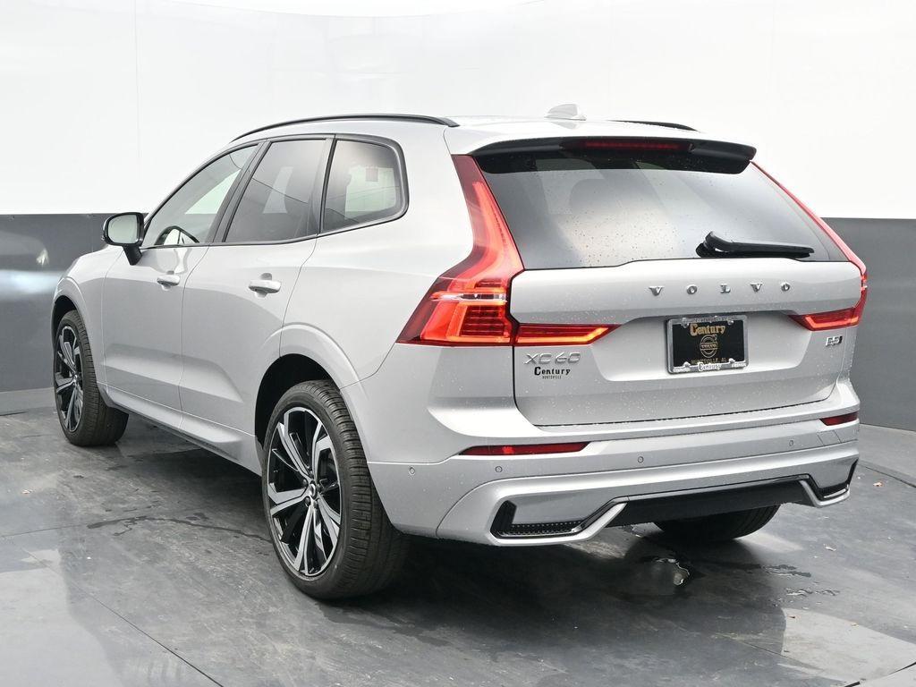 new 2025 Volvo XC60 car, priced at $60,445