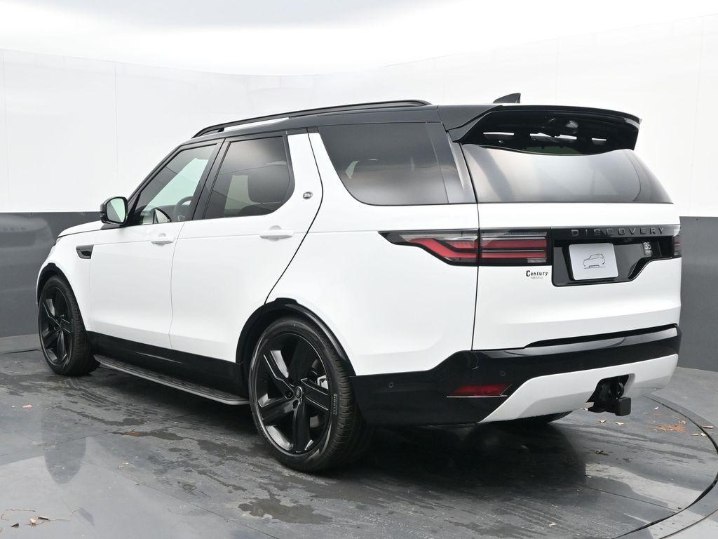 new 2025 Land Rover Discovery car, priced at $80,525