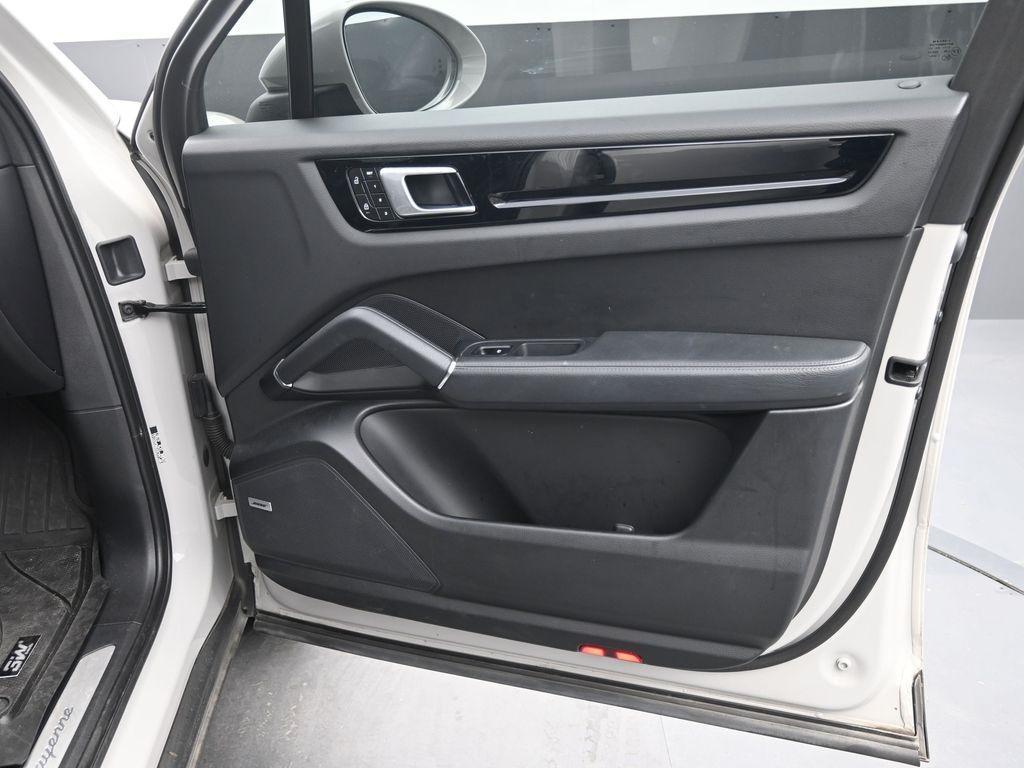 used 2022 Porsche Cayenne car, priced at $49,998
