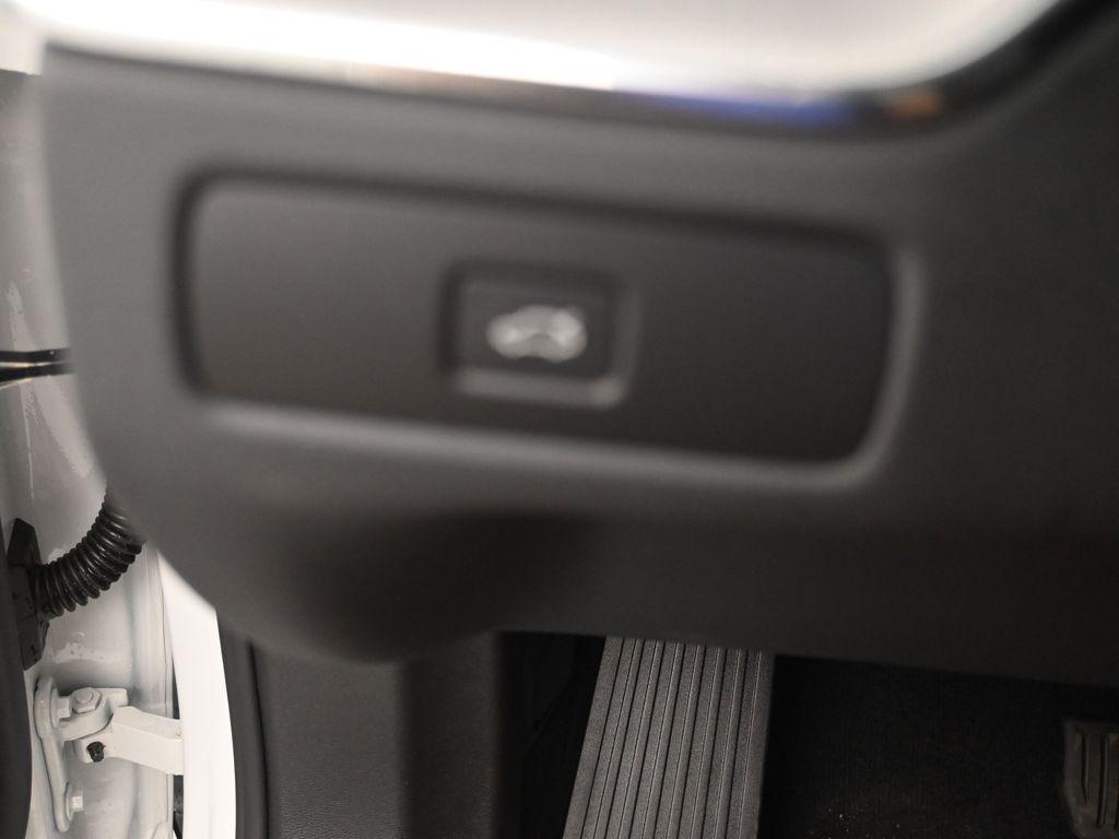 new 2026 Volvo XC60 car, priced at $64,315