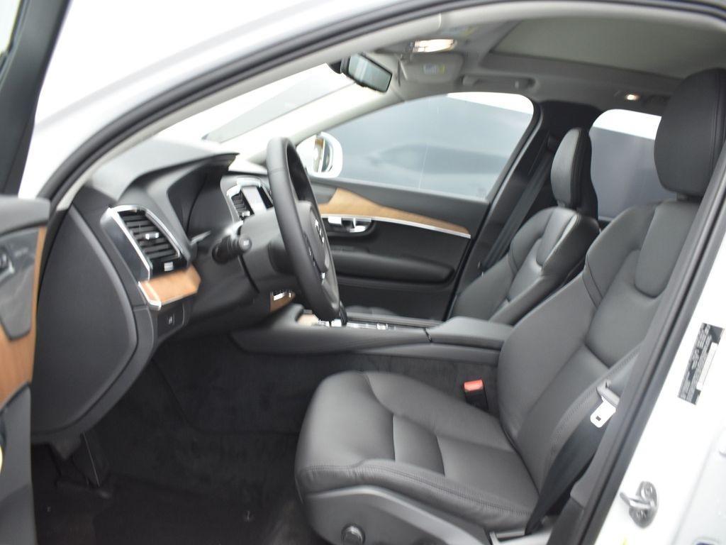 new 2025 Volvo XC90 car, priced at $66,760