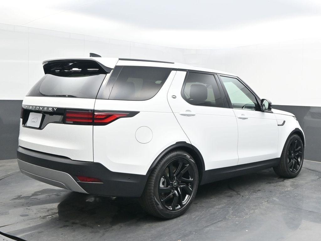 new 2025 Land Rover Discovery car, priced at $65,153