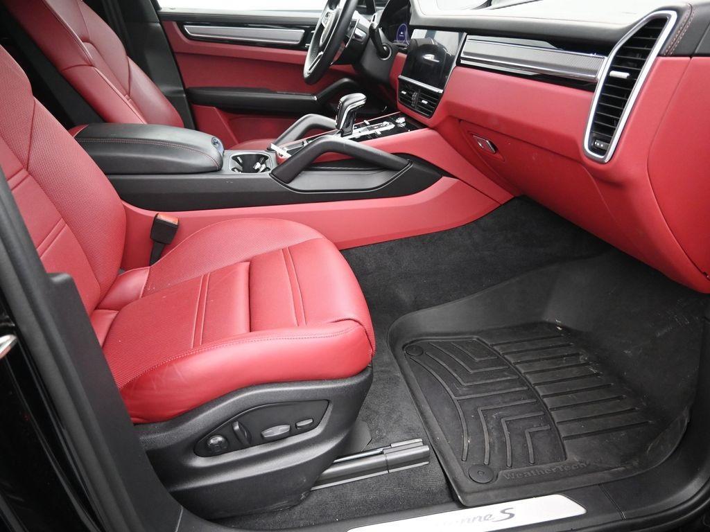 used 2022 Porsche Cayenne car, priced at $68,998