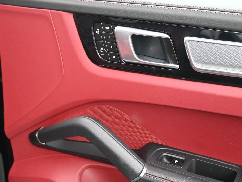 used 2022 Porsche Cayenne car, priced at $68,998