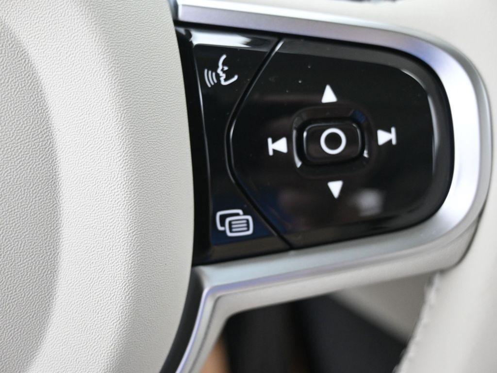 new 2026 Volvo XC90 car, priced at $75,155