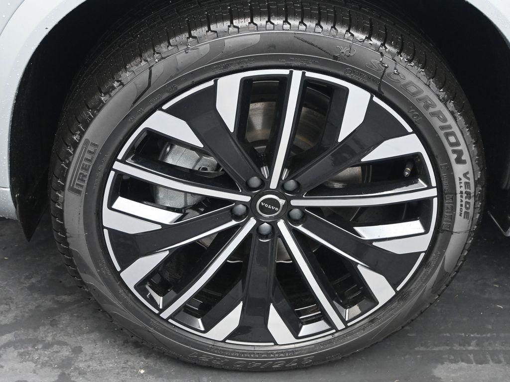 new 2026 Volvo XC90 car, priced at $75,155