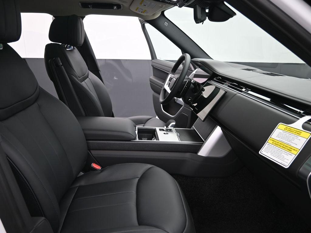 new 2025 Land Rover Range Rover car, priced at $165,205