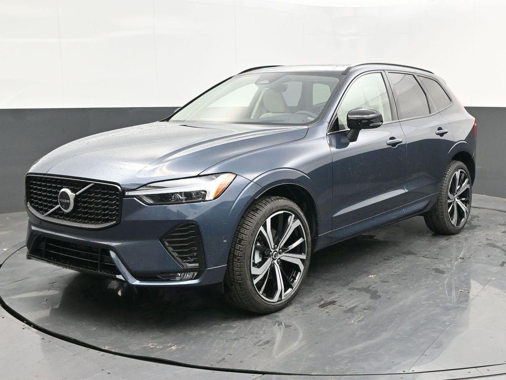 new 2025 Volvo XC60 car, priced at $59,095