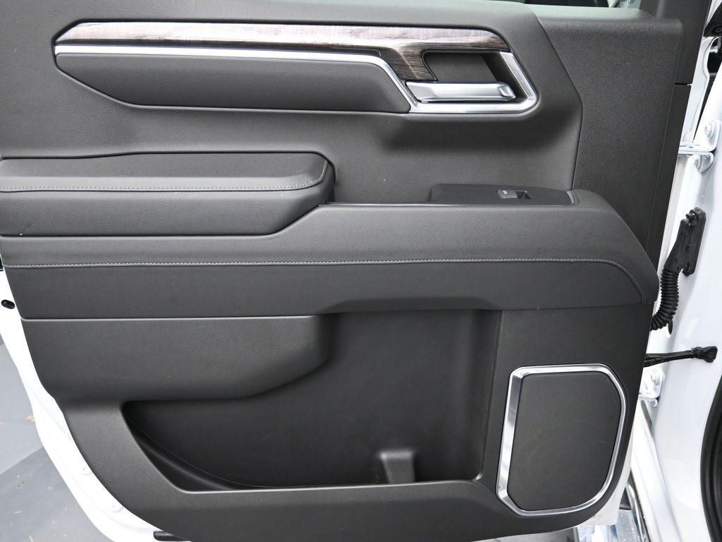 used 2022 Chevrolet Silverado 1500 car, priced at $48,998