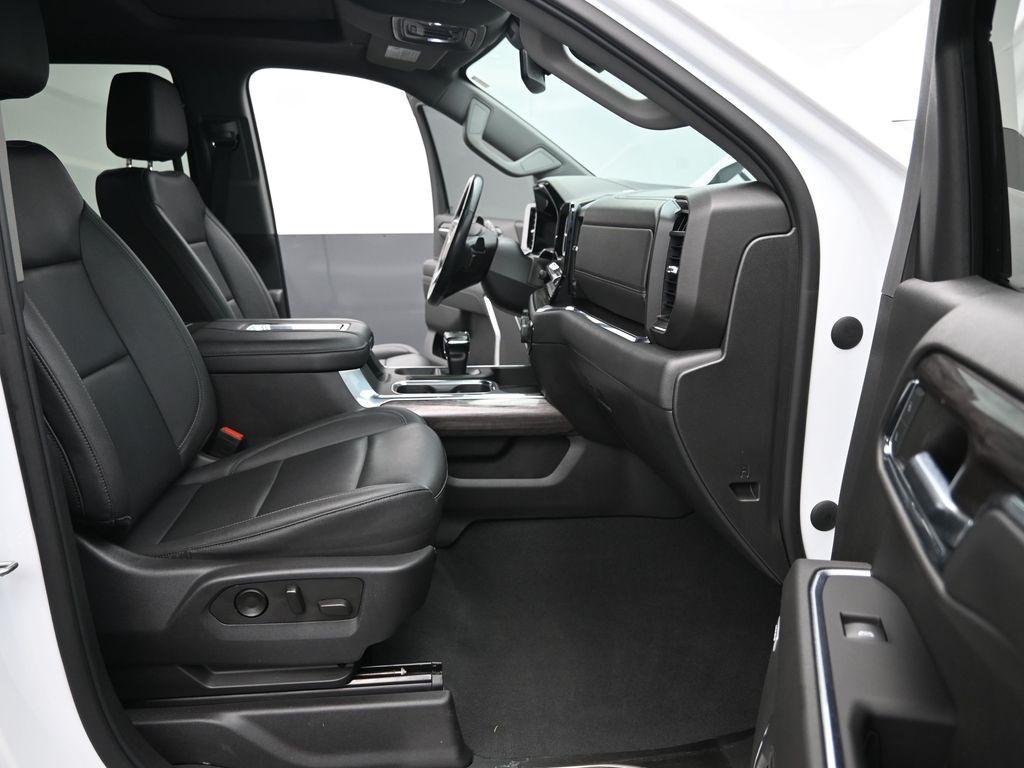 used 2022 Chevrolet Silverado 1500 car, priced at $48,998