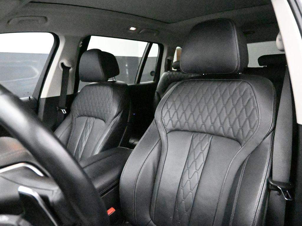 used 2023 BMW X7 car, priced at $62,998