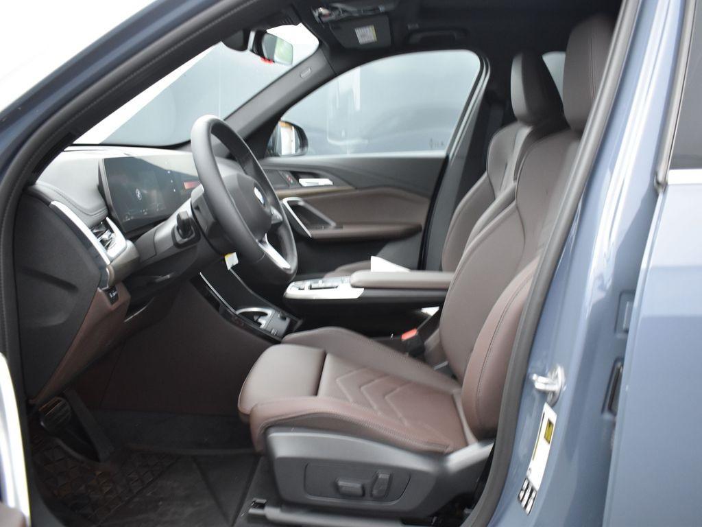 new 2025 BMW X1 car, priced at $47,515
