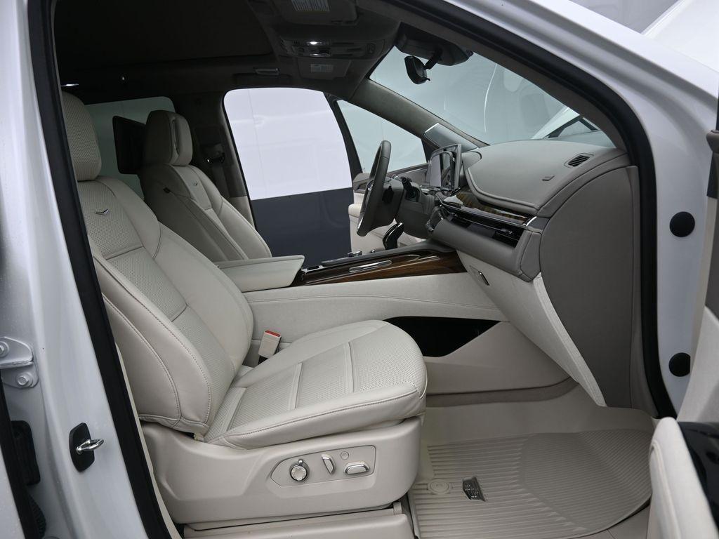 used 2023 Cadillac Escalade car, priced at $88,998