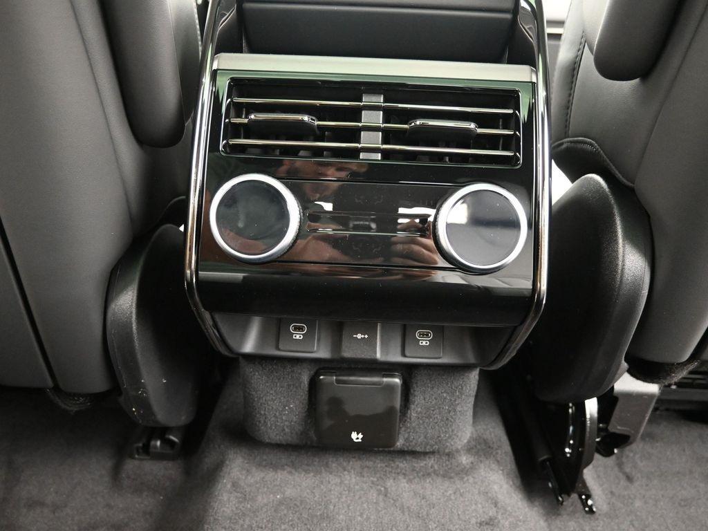 new 2025 Land Rover Range Rover Sport car, priced at $106,275