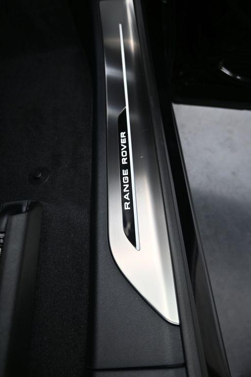 new 2025 Land Rover Range Rover Sport car, priced at $106,275