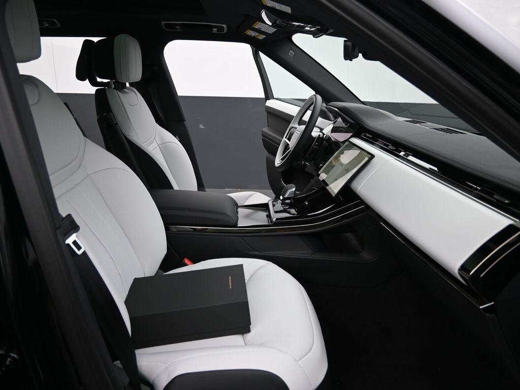 new 2025 Land Rover Range Rover Sport car, priced at $106,275