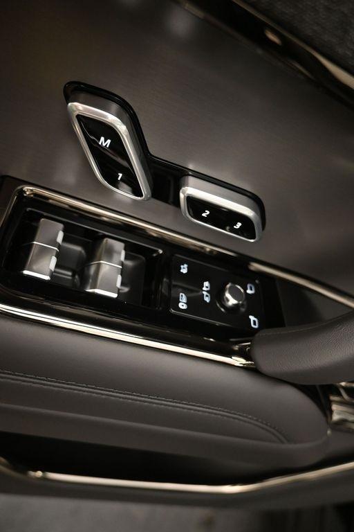 new 2025 Land Rover Range Rover Sport car, priced at $106,275