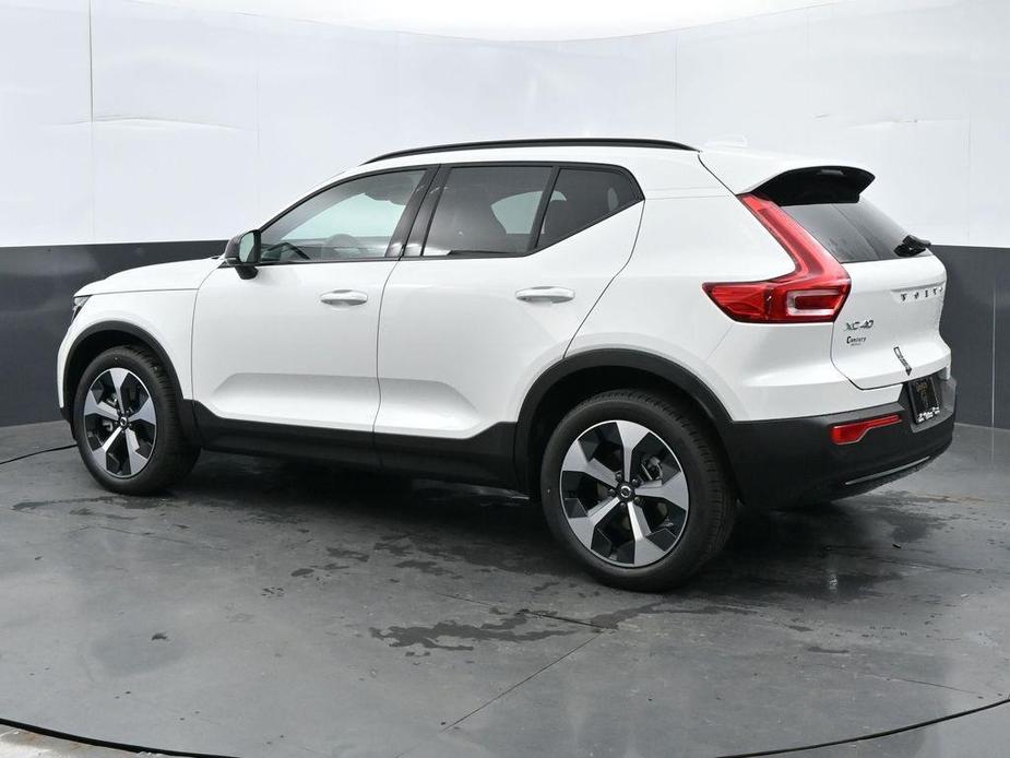 new 2025 Volvo XC40 car, priced at $48,315