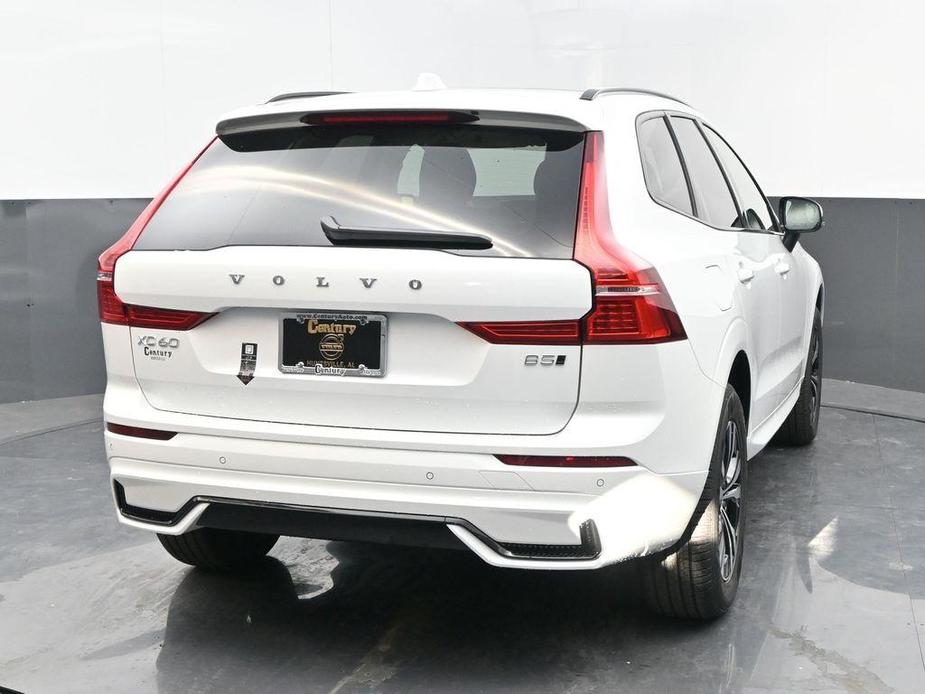 new 2025 Volvo XC60 car, priced at $48,345