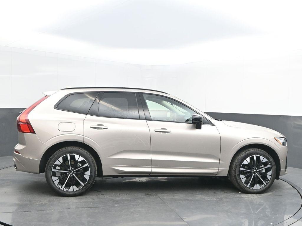 new 2026 Volvo XC60 car, priced at $63,135