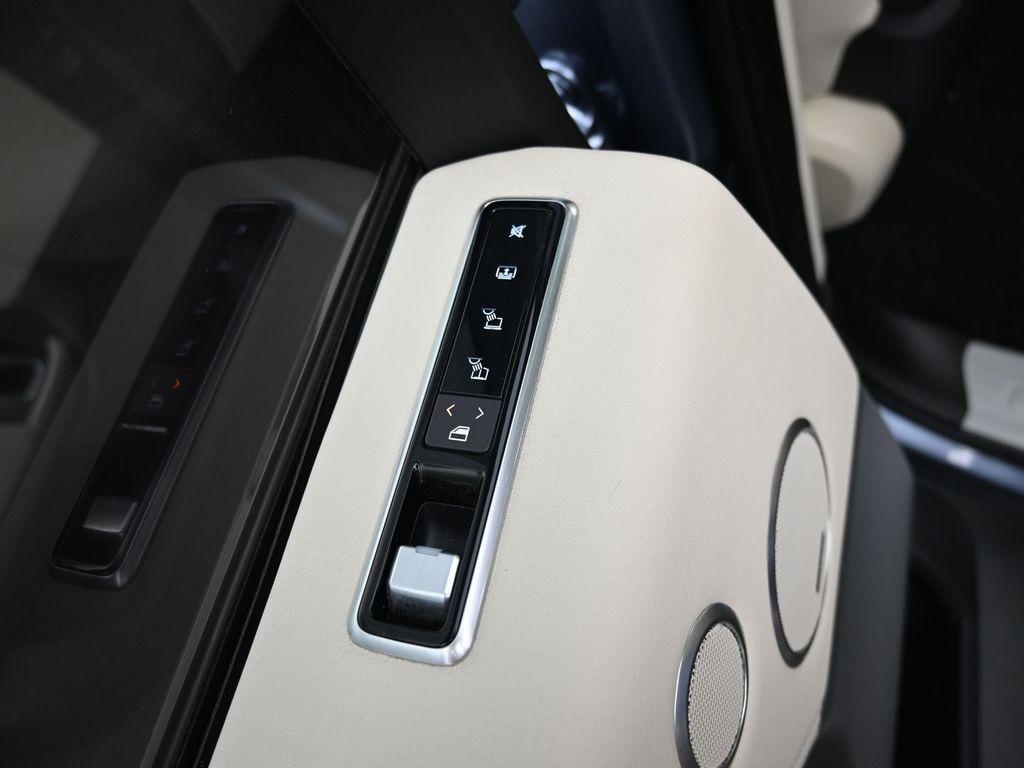 used 2021 Land Rover Range Rover car, priced at $58,994