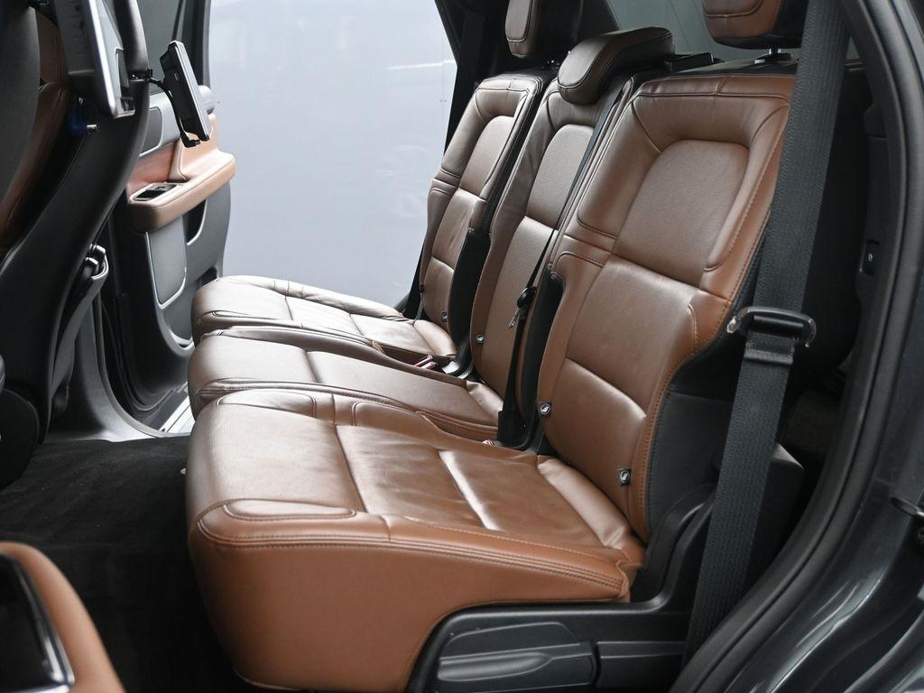 used 2022 Lincoln Navigator car, priced at $50,998