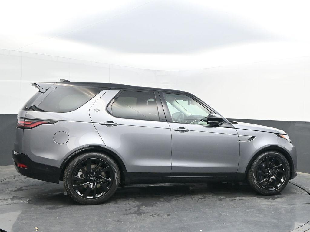 new 2025 Land Rover Discovery car, priced at $78,663