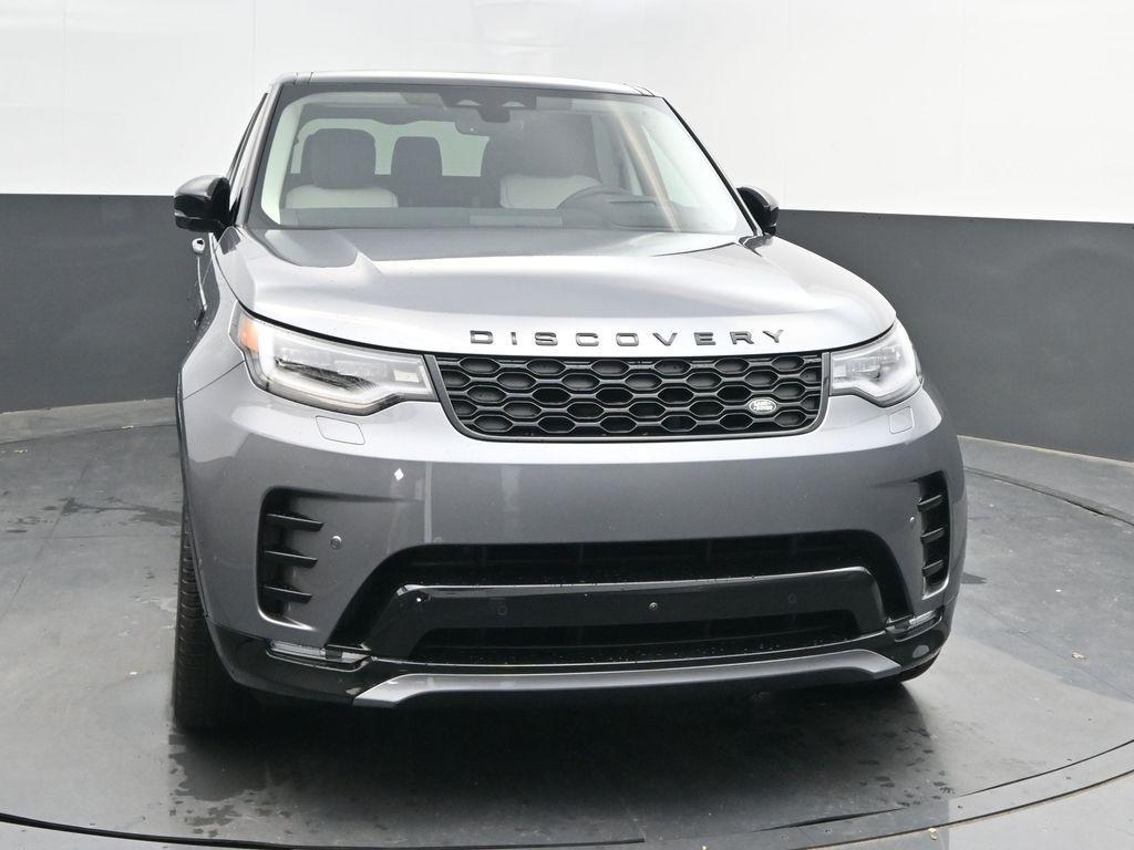 new 2025 Land Rover Discovery car, priced at $78,663