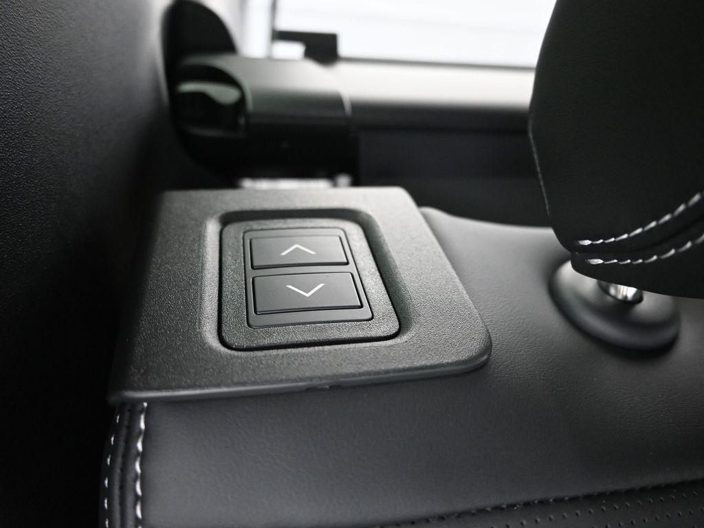 new 2025 Land Rover Discovery car, priced at $83,178