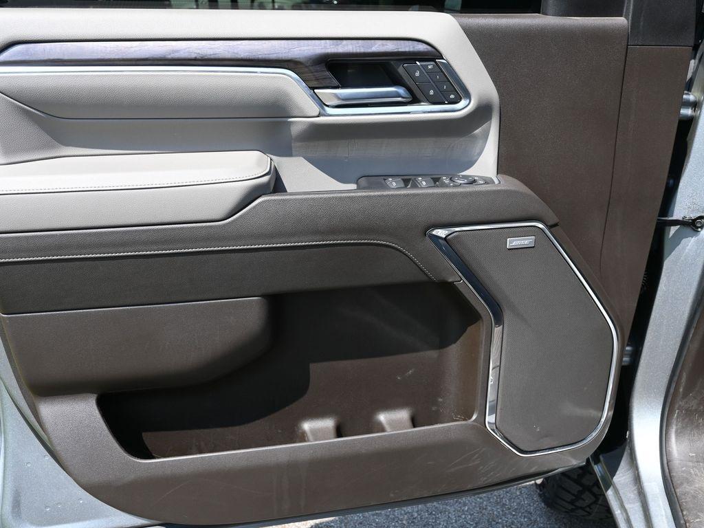 used 2024 Chevrolet Silverado 2500 car, priced at $64,998