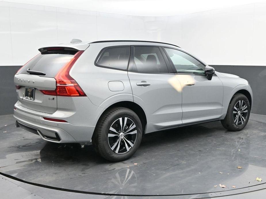 new 2025 Volvo XC60 car, priced at $48,345