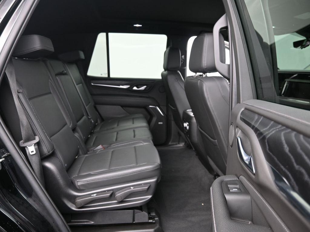 used 2022 GMC Yukon car, priced at $52,599