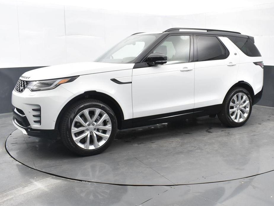 new 2024 Land Rover Discovery car, priced at $73,018