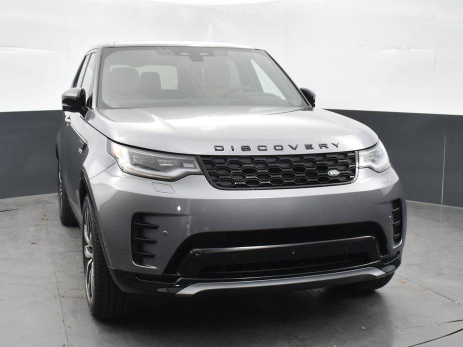 new 2024 Land Rover Discovery car, priced at $72,688