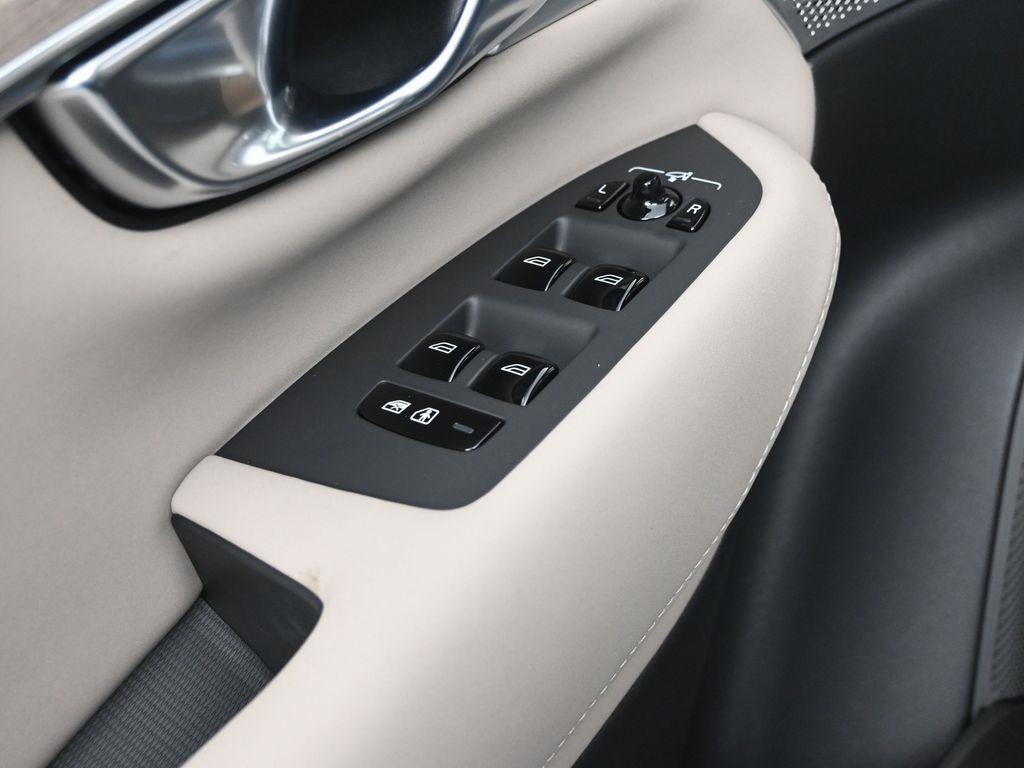 new 2026 Volvo XC90 car, priced at $82,660
