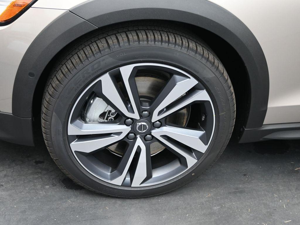new 2026 Volvo V60 Cross Country car, priced at $55,885