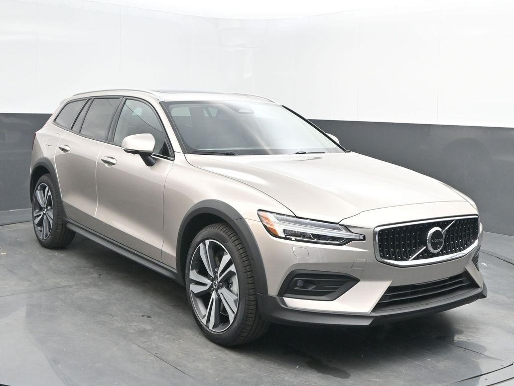 new 2026 Volvo V60 Cross Country car, priced at $55,885