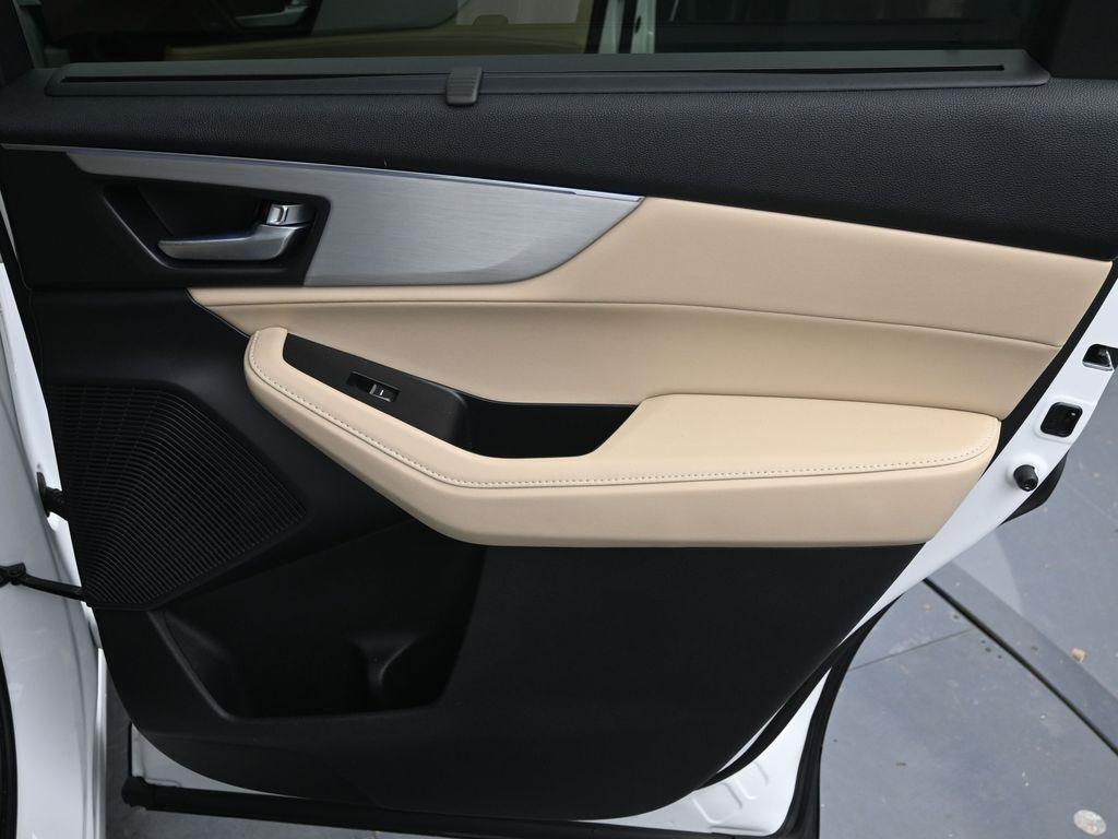 used 2022 Acura MDX car, priced at $35,998