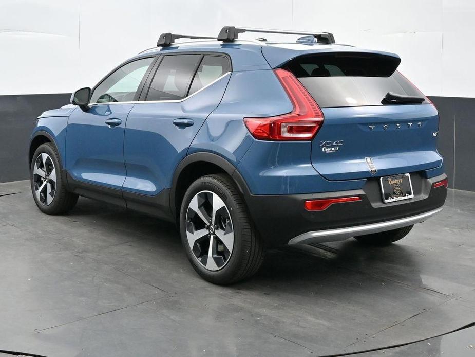 new 2025 Volvo XC40 car, priced at $49,770