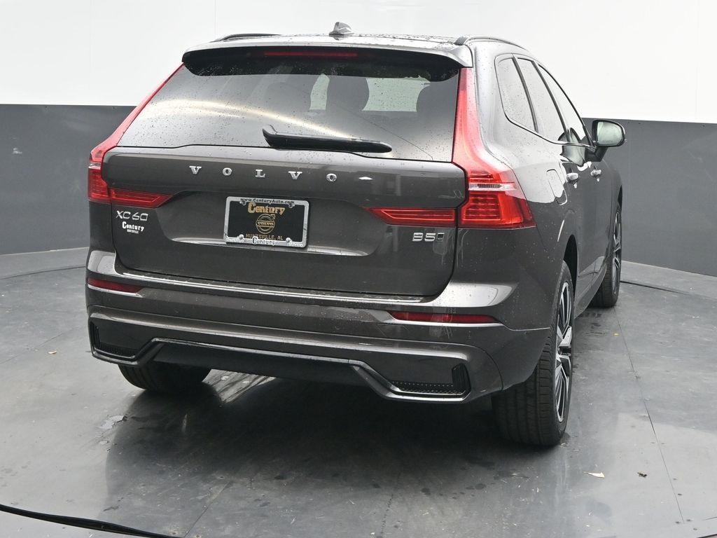 new 2025 Volvo XC60 car, priced at $62,195