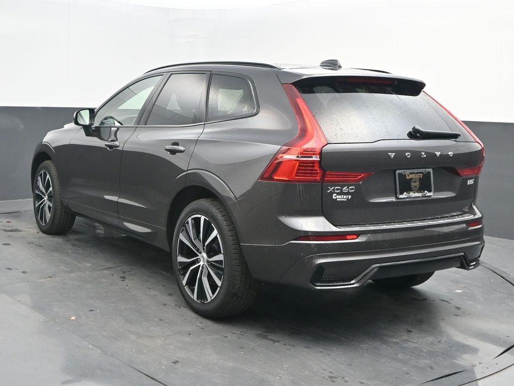new 2025 Volvo XC60 car, priced at $62,195