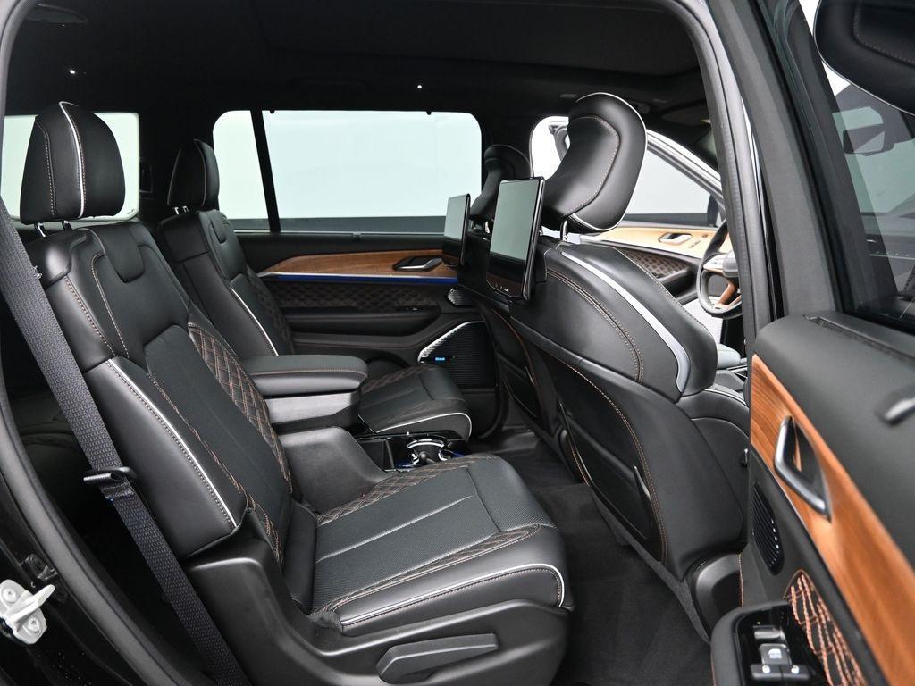 used 2024 Jeep Grand Cherokee L car, priced at $59,998